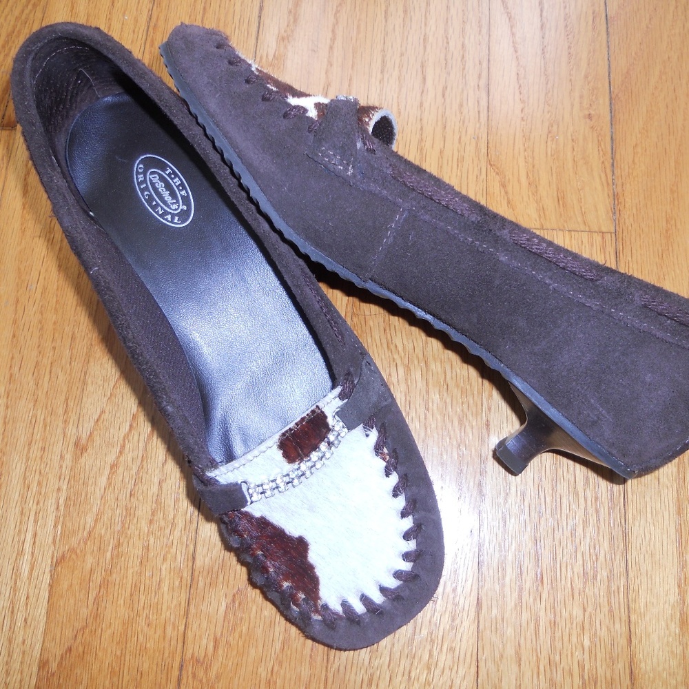 Dr. Schols brown suede mock style